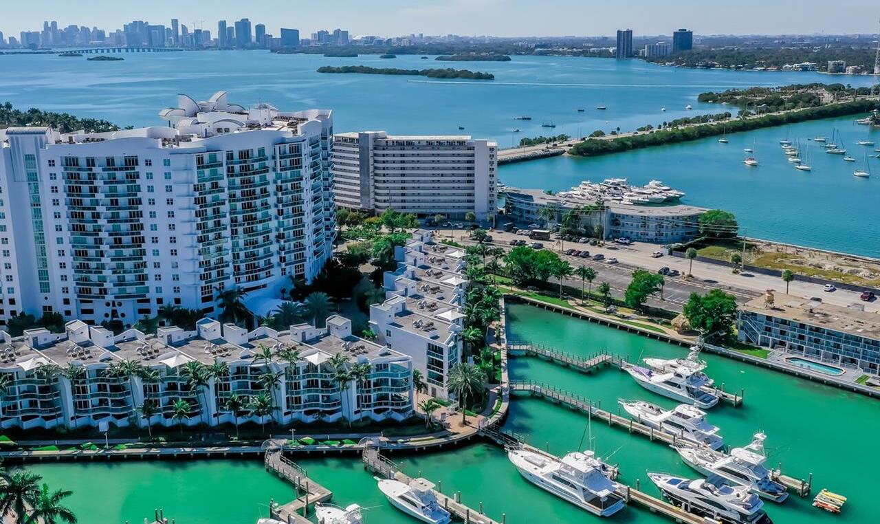 360 Condos Marina Residences
