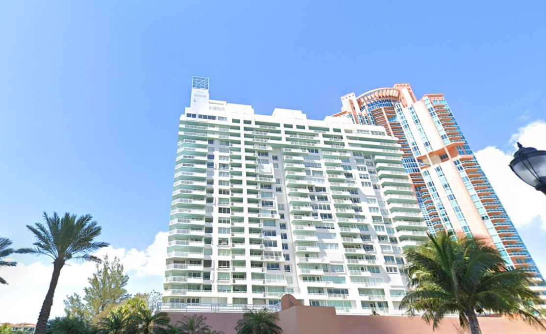 South Pointe Towers