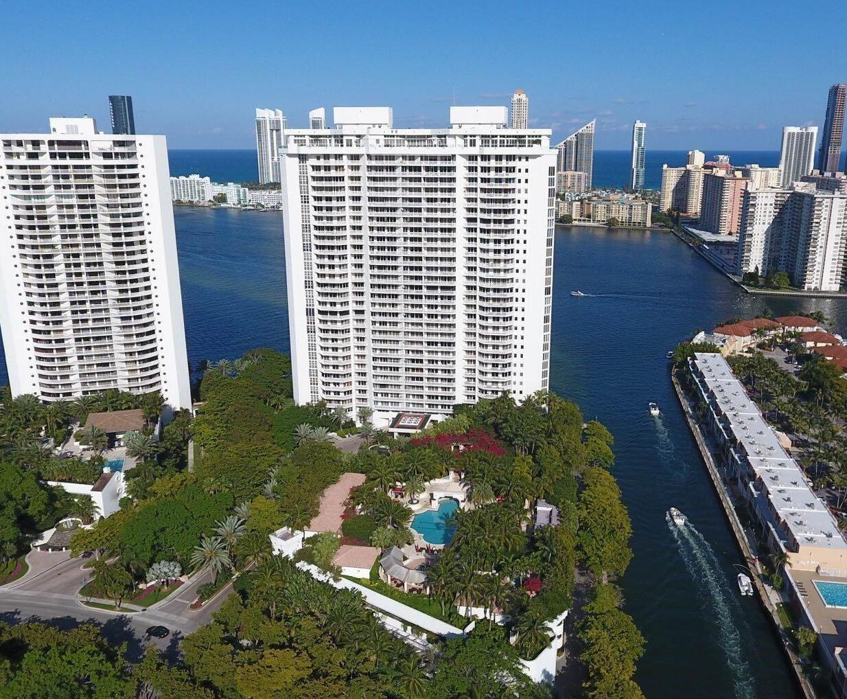 2600 Williams Island