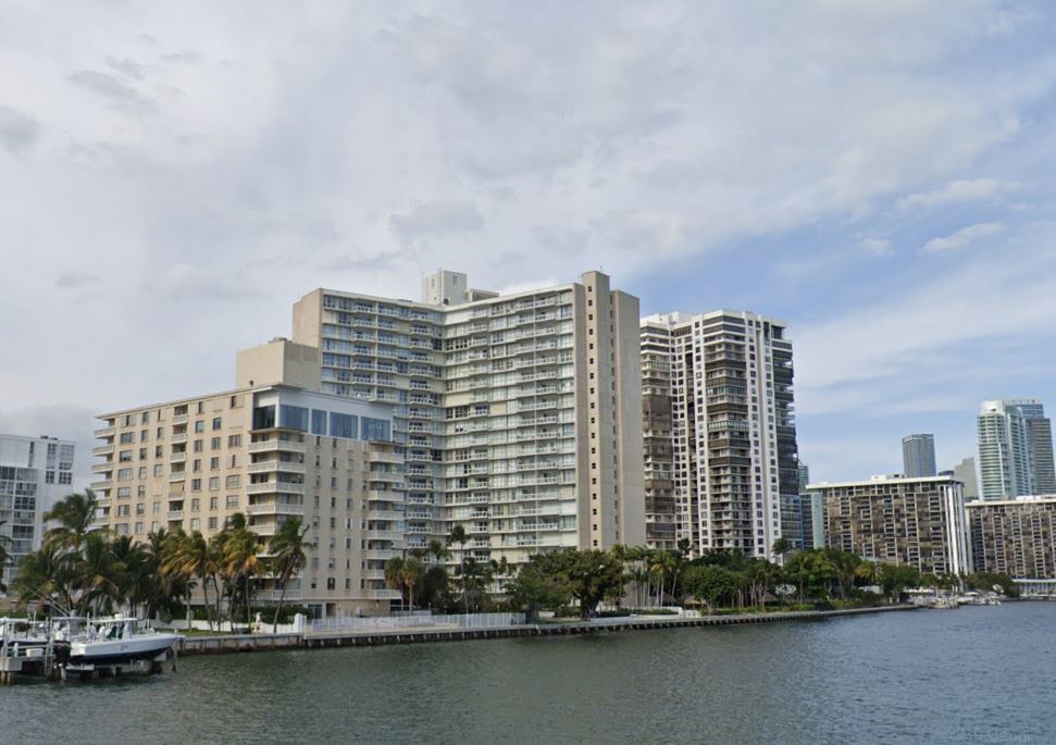 Brickell Townhouse
