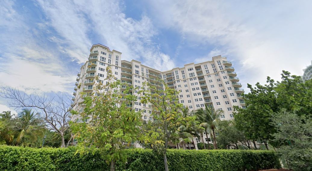 The Turnberry Village in Aventura South Tower