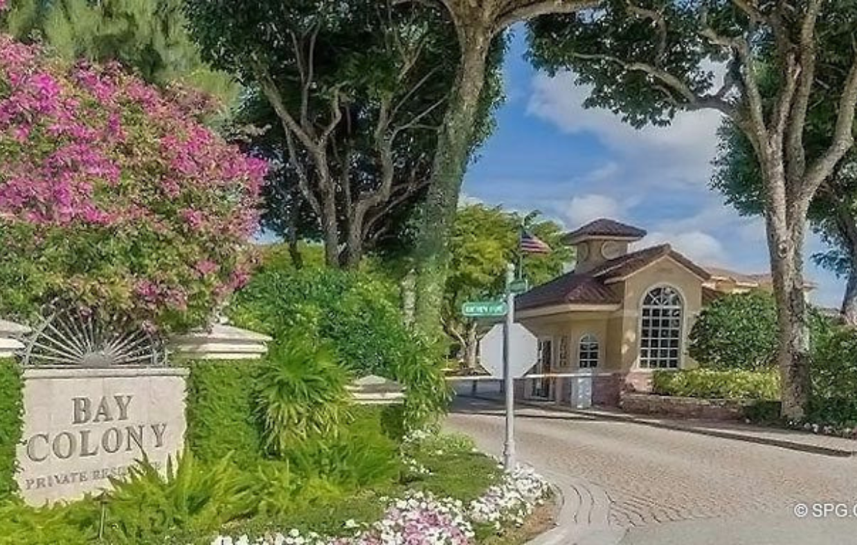 Bay Colony