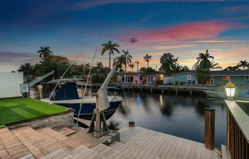 Coral Ridge Isles 