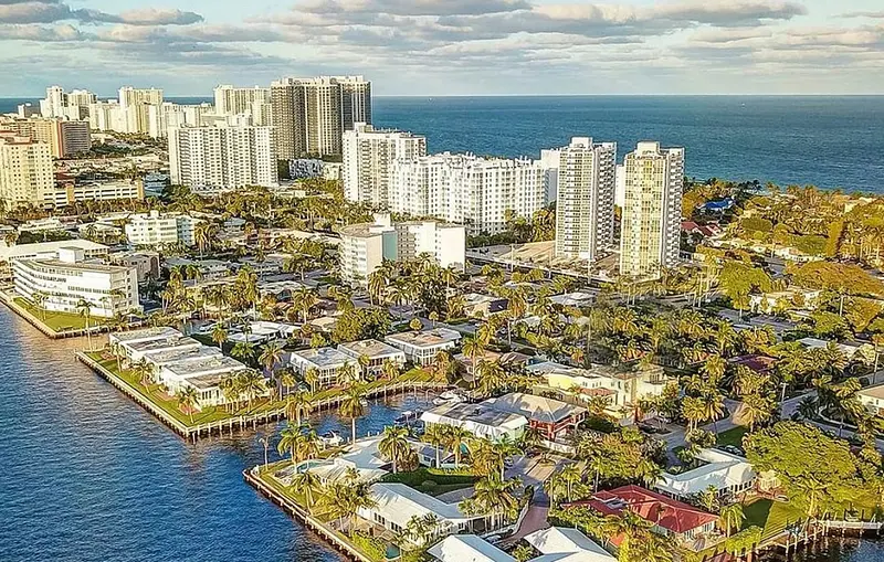 Dolphin Isles