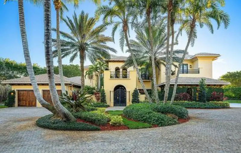 Long Lake Estates