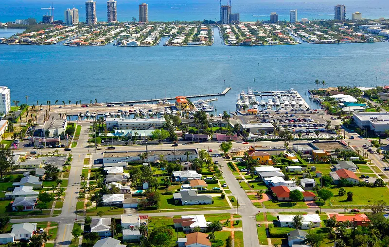 Lake Park