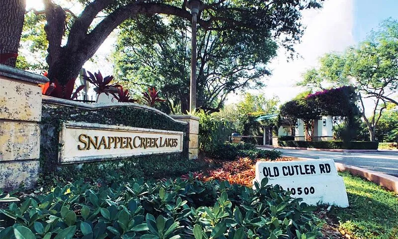 Snapper Creek Lakes