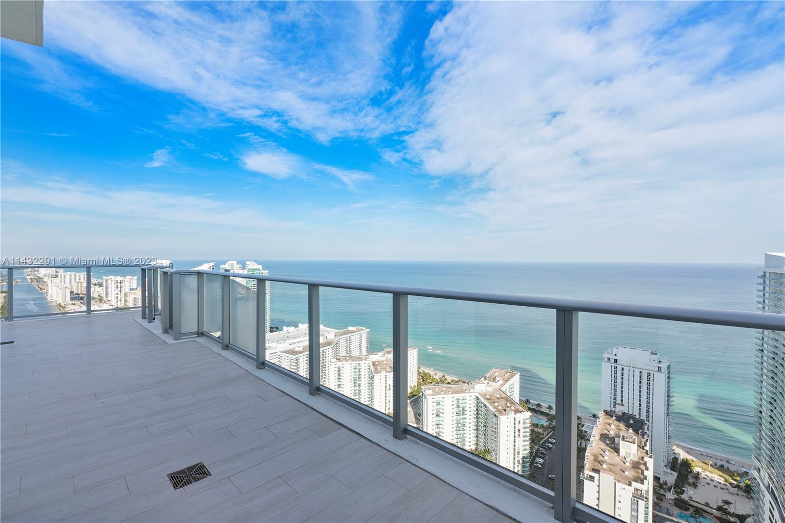 4010 S Ocean Dr #T4301//ROOFTOP PENTHOUSE, Hollywood FL 33019