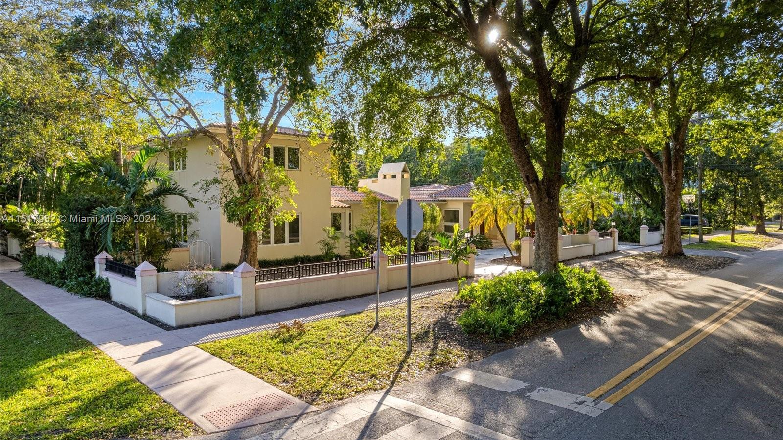 906 Palermo Ave #906, Coral Gables FL 33134