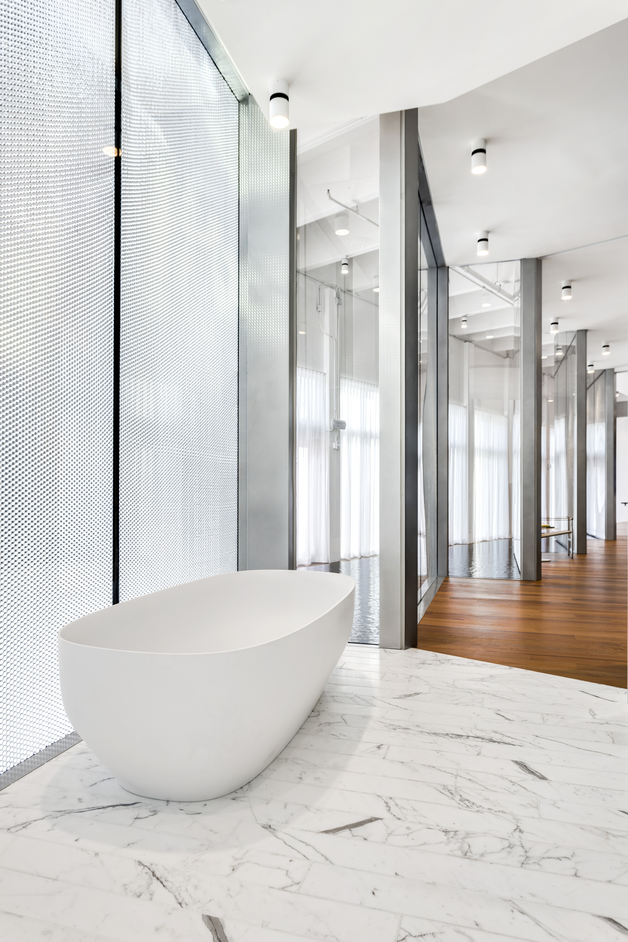 1300 West avenue , Miami Beach 