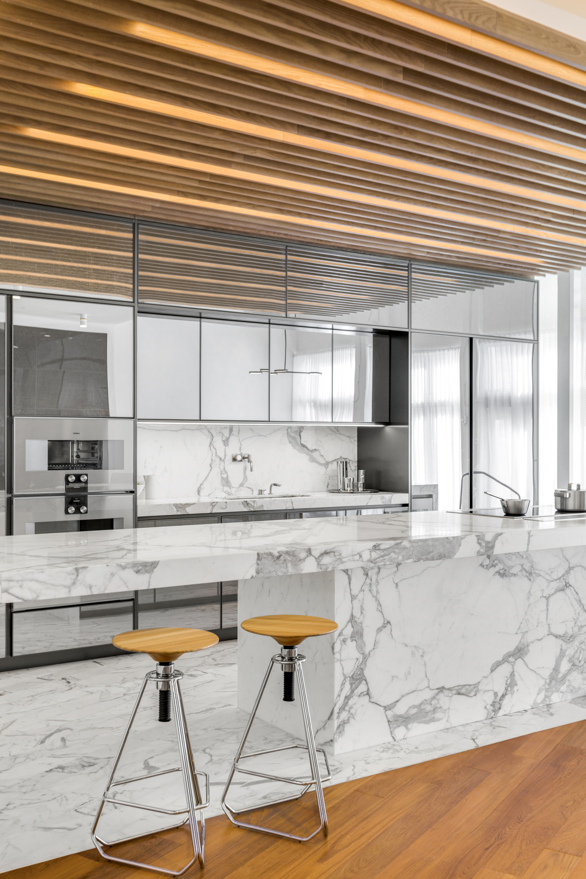 1300 West avenue , Miami Beach 