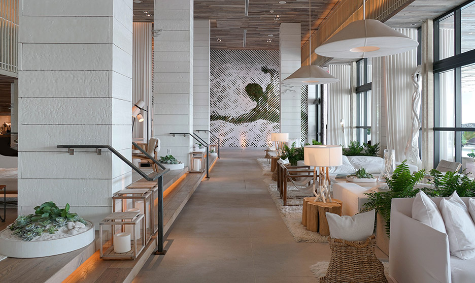 1 Hotel & Homes