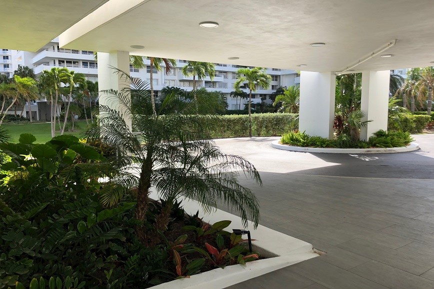 Commodore Club South