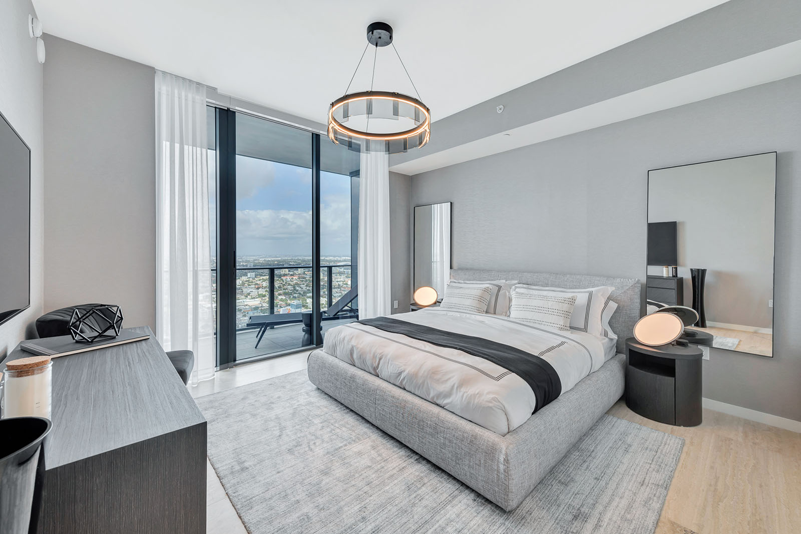 Flatiron | Brickell Miami
