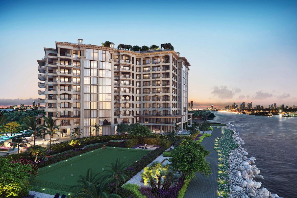 Palazzo Della Luna & Del Sol in Fisher Island